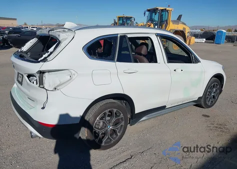 2020 BMW X1 xDrive28I из США, поврежденный, VIN WBXJG9C02L5R66909